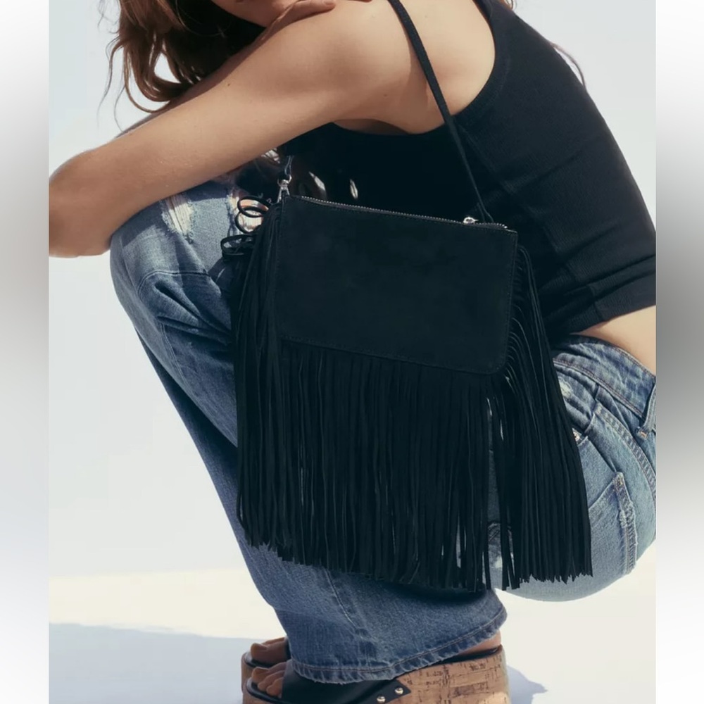 Mini suede fringe  bag - Picture 5 of 7
